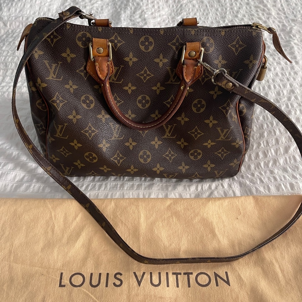 Louis Vuitton Speedy 30 with crossbody strap